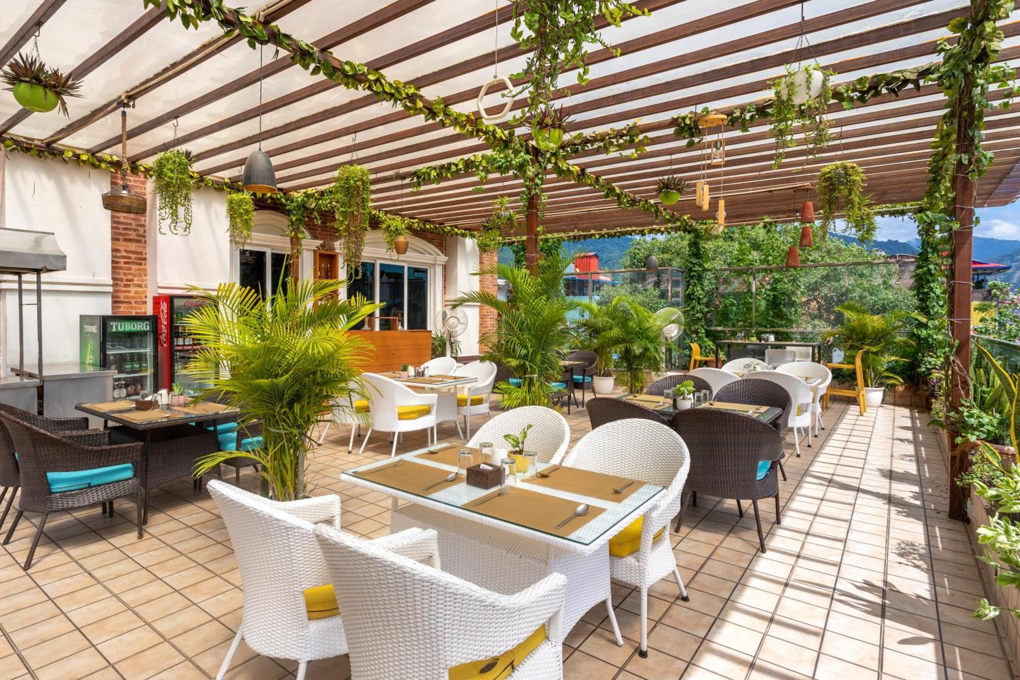 Dream International Hotel Rummindei Kültér fotó
